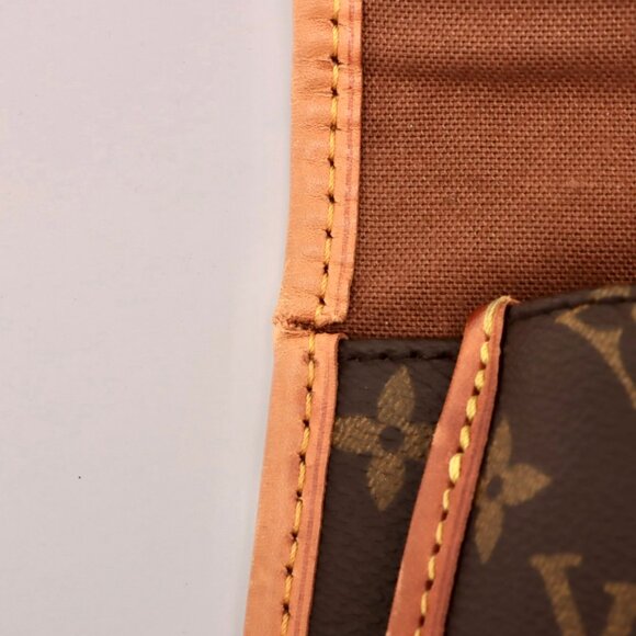 Louis Vuitton Monogram Beverly GM Convertible Crossbody Bag - Picture 10 of 13